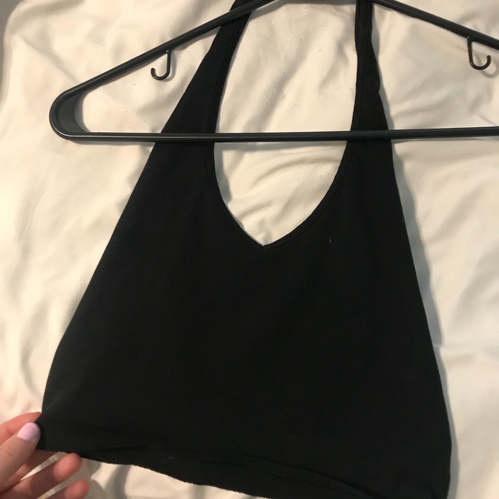 Halter black crop
